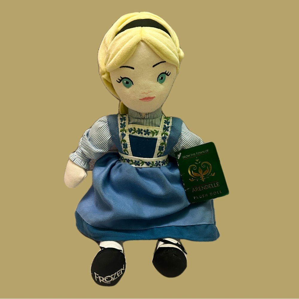 Disney Frozen Arendelle Plush Doll - Blue and Black
